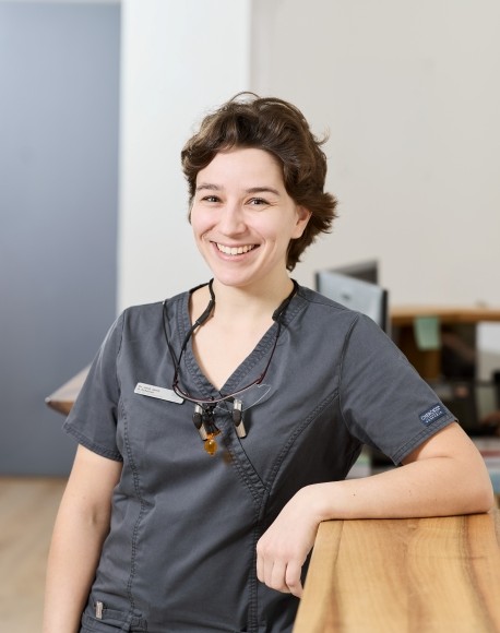 Dr. med. dent. Angelina Scherrer