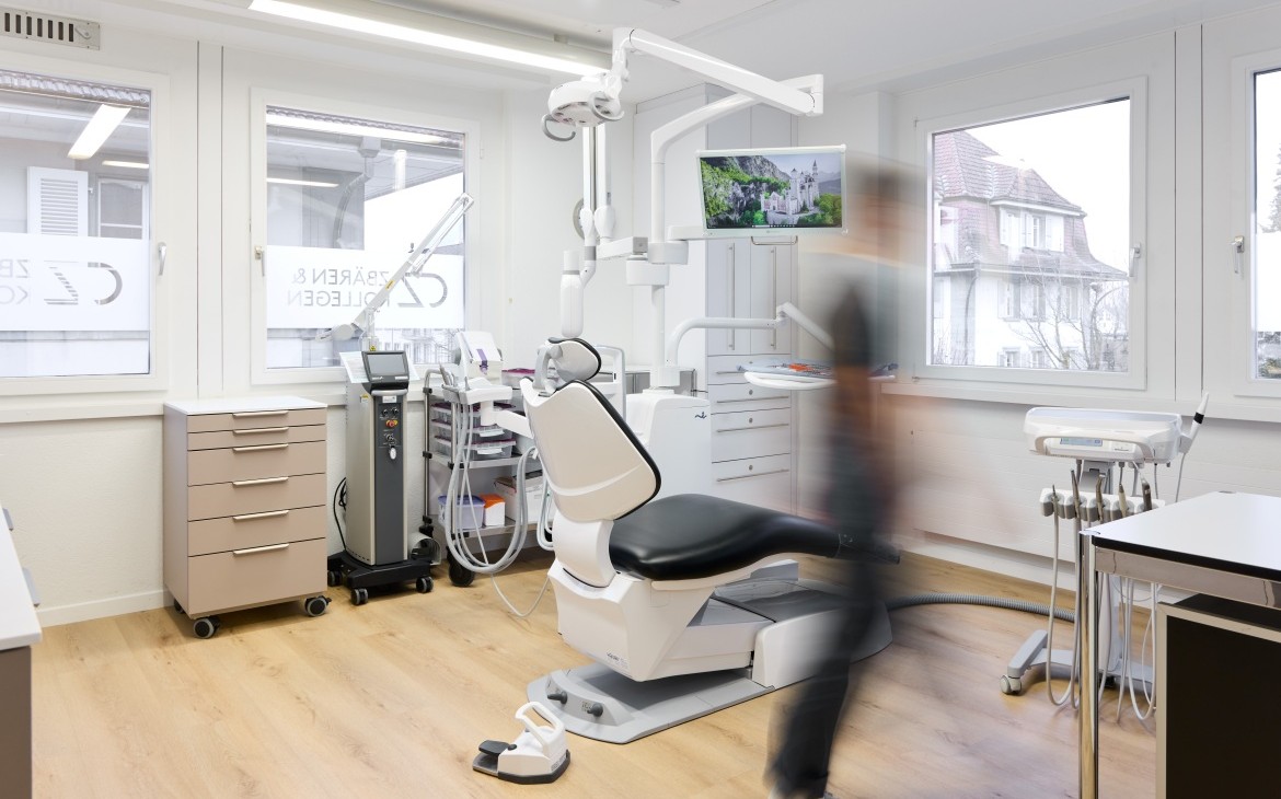 Eindrücke der Zahnarztpraxis in Lyss